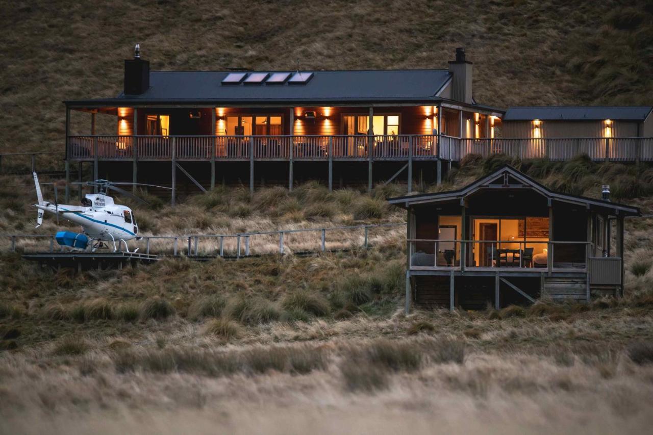 Minaret Station Alpine Lodge Wanaka Exterior photo